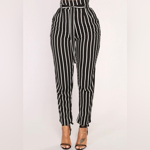 Stripe Paper Waist Bag Pants - Picture 3 of 9